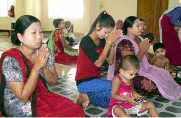 রাখাইন সম্প্রদায়ের বৈশাখী উৎসব
